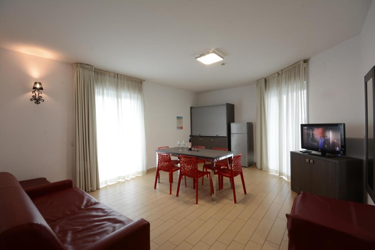 Kiara Residence ジュリアノーヴァ エクステリア 写真